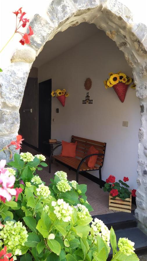 La Casa Dell'Arco Daire Carasco Dış mekan fotoğraf